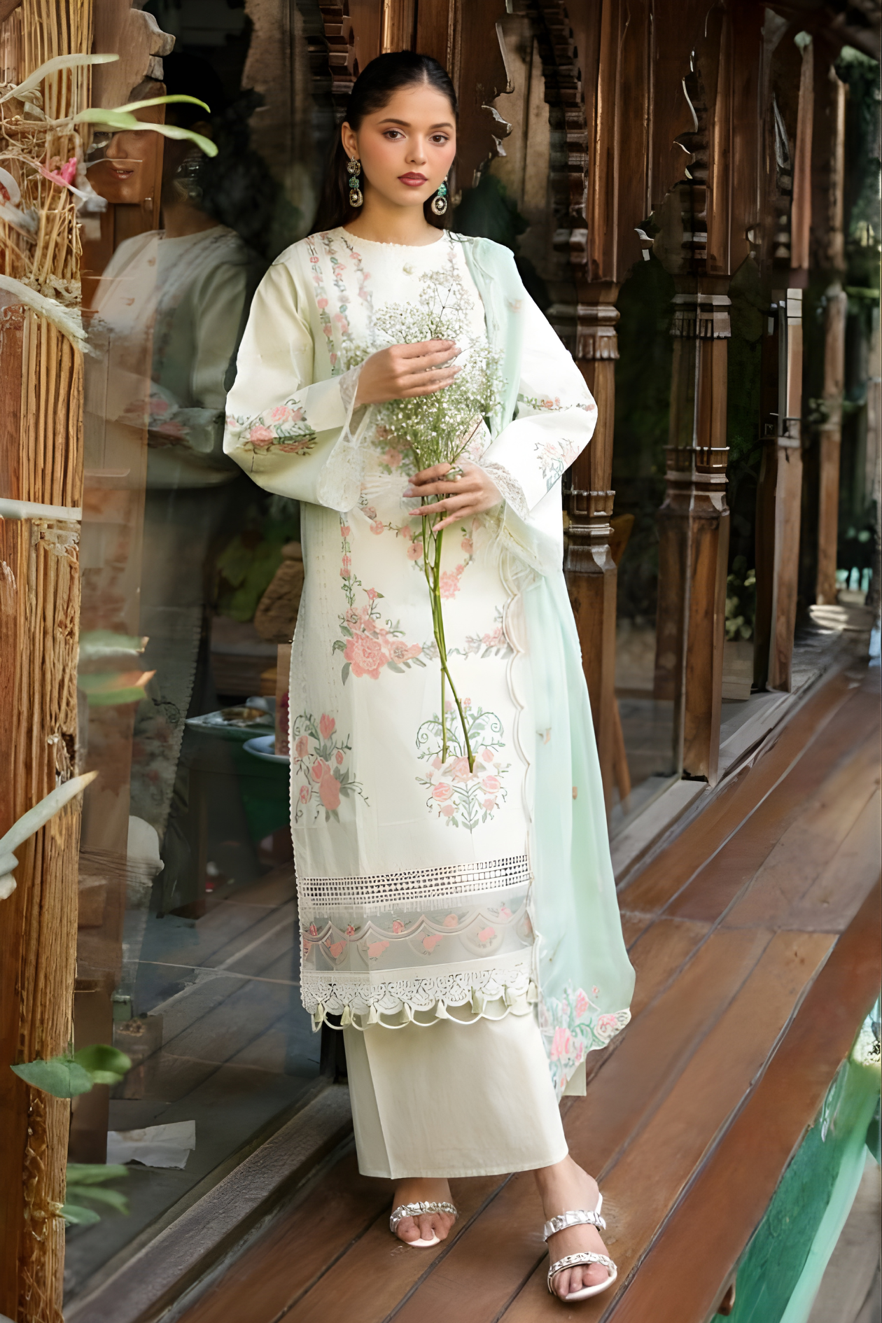 White Luxury Embroidered Lawn 3PC