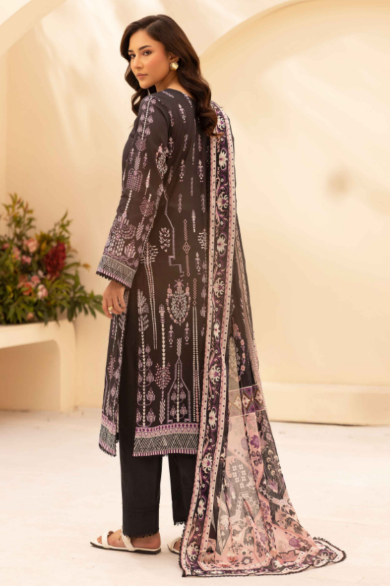 Coral-Pink floral patterns